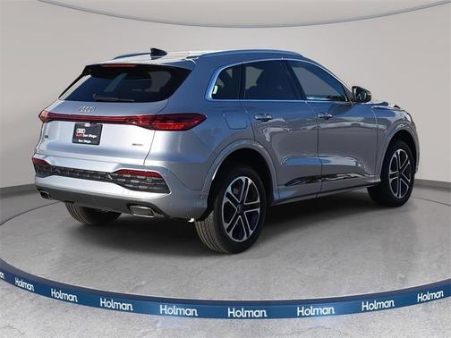 2025 Audi Q5 Premium Plus TFSI quattro S tronic