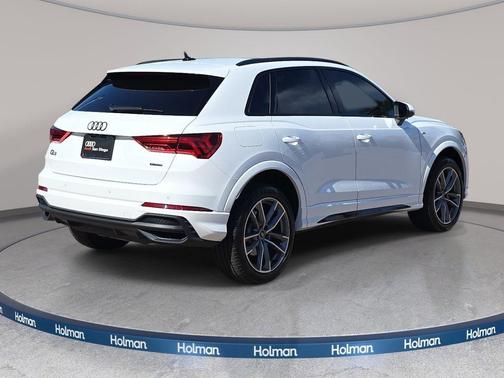 Ibis White 2023 Audi Q3 Premium 45 TFSI S line quattro Tiptronic