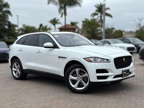 2018 Jaguar F-PACE 25t Premium