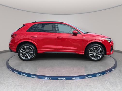 2024 Audi Q3 Premium 45 TFSI S line quattro Tiptronic