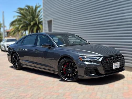 2022 Audi S8 4.0T
