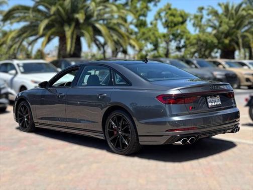 2022 Audi S8 4.0T