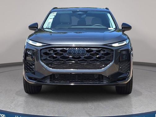 Daytona Gray Pearl Effect 2026 Audi Q3 TFSI quattro S tronic