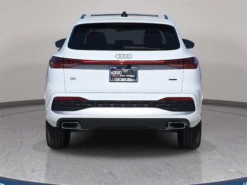 2025 Audi Q5 Premium Plus