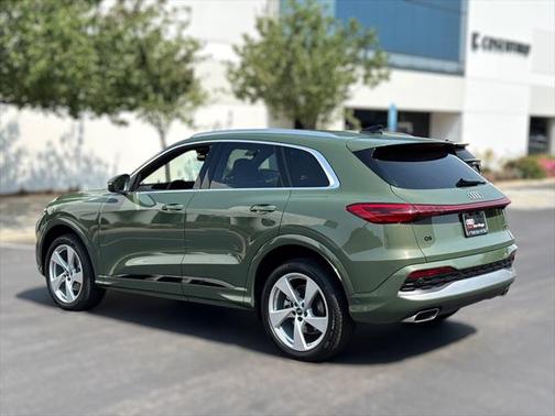 2025 Audi Q5 Premium Plus