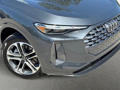 2025 Audi Q5 Premium TFSI quattro S tronic