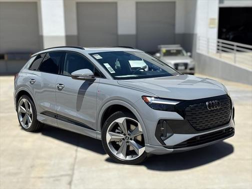 2025 Audi Q4 e-tron Premium Plus 55 quattro