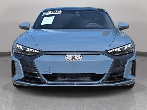 2024 Audi e-tron GT Premium Plus quattro