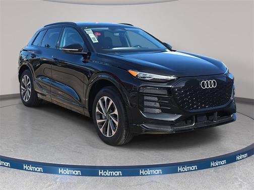 2025 Audi Q6 e-tron Premium quattro