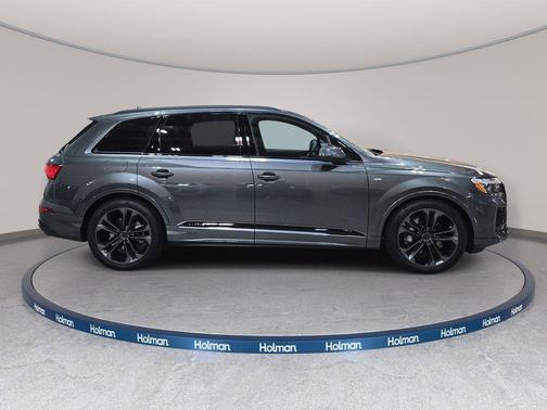 Daytona Gray 2026 Audi Q7 55 Premium Plus