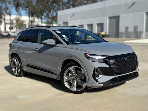 2025 Audi Q4 e-tron Premium Plus 55 quattro