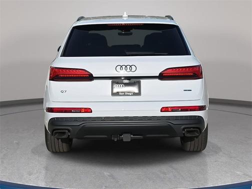 2026 Audi Q7 55 Premium Plus