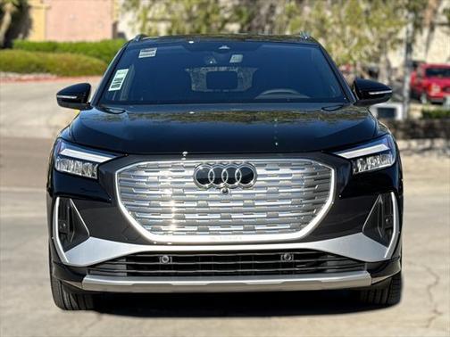 2025 Audi Q4 e-tron Premium Plus 55 quattro