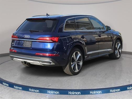 2023 Audi Q7 55 Premium Plus