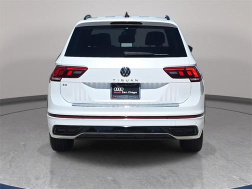 2022 Volkswagen Tiguan 2.0T SE R-Line Black