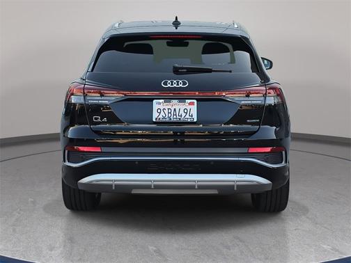 2024 Audi Q4 e-tron Premium 55 quattro