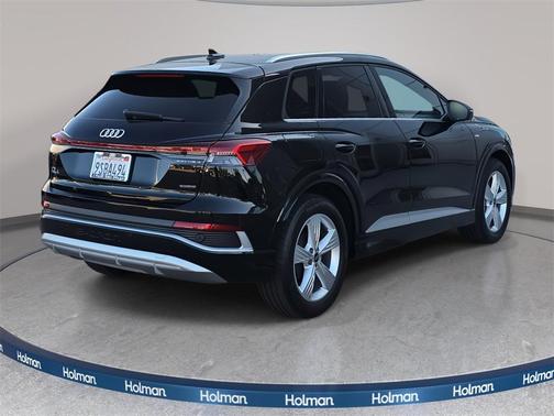 2024 Audi Q4 e-tron Premium 55 quattro