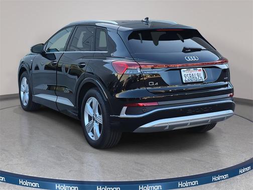 2024 Audi Q4 e-tron Premium 55 quattro