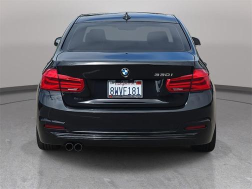 2018 BMW 330 330i