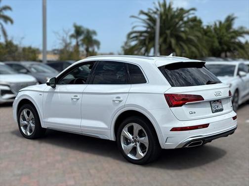 2022 Audi Q5 45 S line Premium Plus