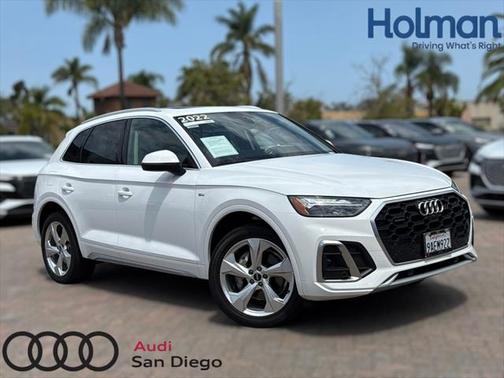 2022 Audi Q5 45 S line Premium Plus