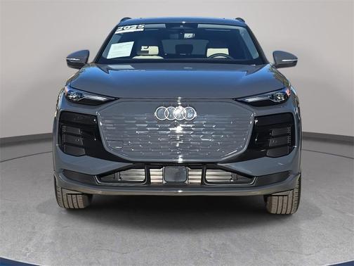 2025 Audi Q6 e-tron Premium quattro
