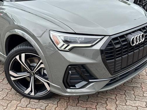2024 Audi Q3 45 S line Premium Plus