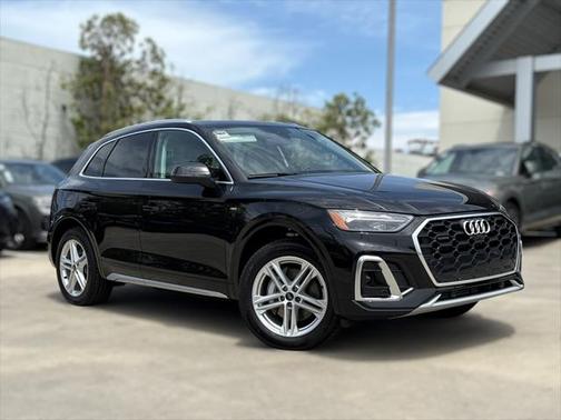 2025 Audi Q5 55 S line Premium Plus