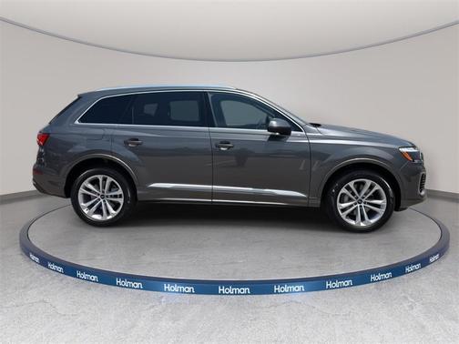 2025 Audi Q7 45 Premium