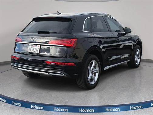 2023 Audi Q5 40 Premium