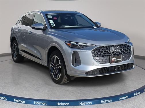 2025 Audi Q5 Premium TFSI quattro S tronic