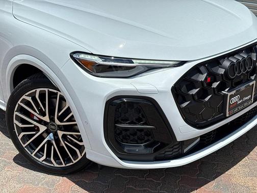 2025 Audi SQ5 3.0T Premium Plus