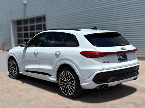 2025 Audi SQ5 3.0T Premium Plus