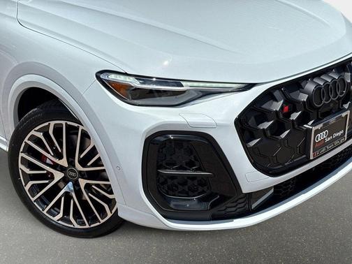 2025 Audi SQ5 3.0T Premium Plus