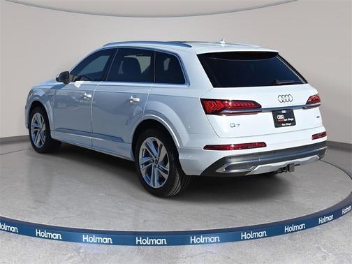 2023 Audi Q7 45 Premium