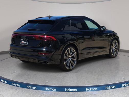 Mythos Black Metallic 2026 Audi Q8 55 Prestige