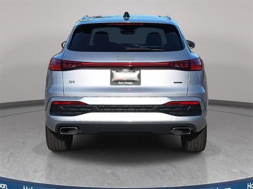 2025 Audi Q5 Premium TFSI quattro S tronic