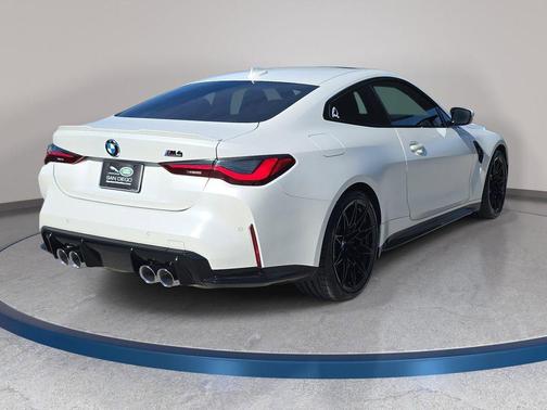 Frozen Brilliant White Metallic 2021 BMW M4 Competition