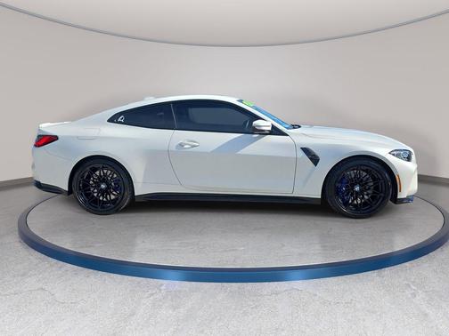 Frozen Brilliant White Metallic 2021 BMW M4 Competition