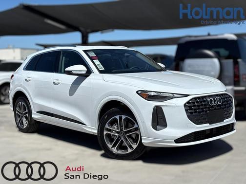 2025 Audi Q5 Premium