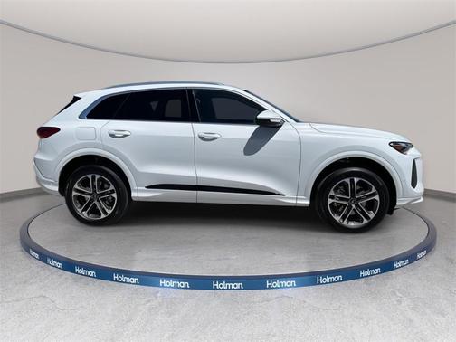 2025 Audi Q5 Premium