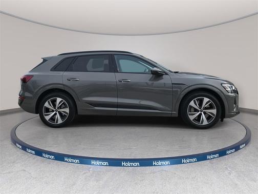 2024 Audi Q8 e-tron Premium