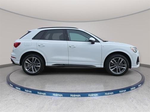 2024 Audi Q3 Premium 45 TFSI S line quattro Tiptronic