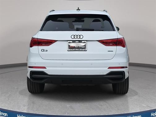 2024 Audi Q3 Premium 45 TFSI S line quattro Tiptronic