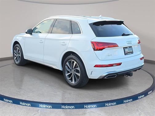 2022 Audi Q5 45 S line Premium Plus