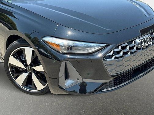 2025 Audi A5 Premium TFSI quattro S tronic