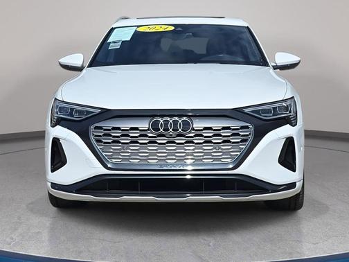 2024 Audi Q8 e-tron Premium Plus