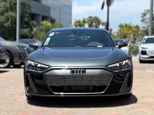 2025 Audi S e-tron GT Premium Plus