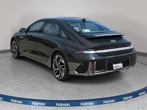 2023 Hyundai IONIQ 6 Limited