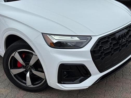 2024 Audi Q5 45 S line Premium Plus